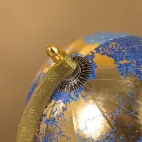 Глобус сувенирный 15х13х24 см, подставка дерево