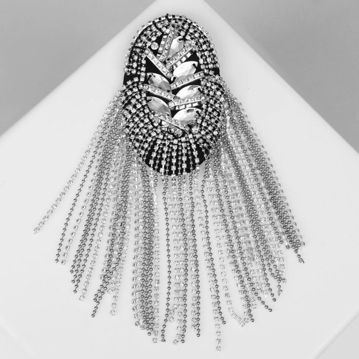 Брошь &laquo;Эполет&raquo;, цвет белый в серебре