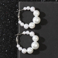 Серьги-кольца &laquo;Жемчуг&raquo; маленькие, цвет белый в серебре, d= 3,5 см