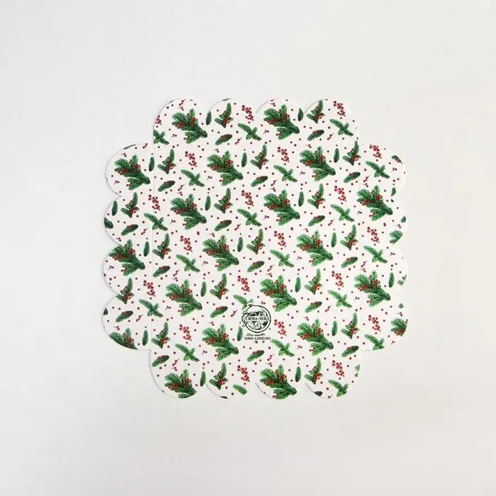 Коробка для кондитерских изделий с пластиковой крышкой &laquo;Новый год&raquo;, 13 х 13 х 3 см