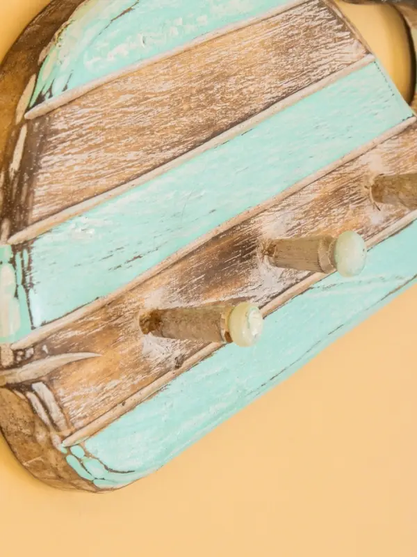 Вешалка &laquo;Кит&raquo;, с 3 крючками, 44&times;6&times;18 см, дерево, бирюзовая