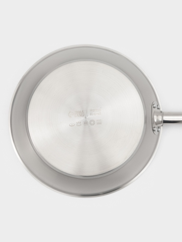 Сковорода d=32 см, h=6 см, толщина стенки 0,6 мм, индукция, дно al+fe+al