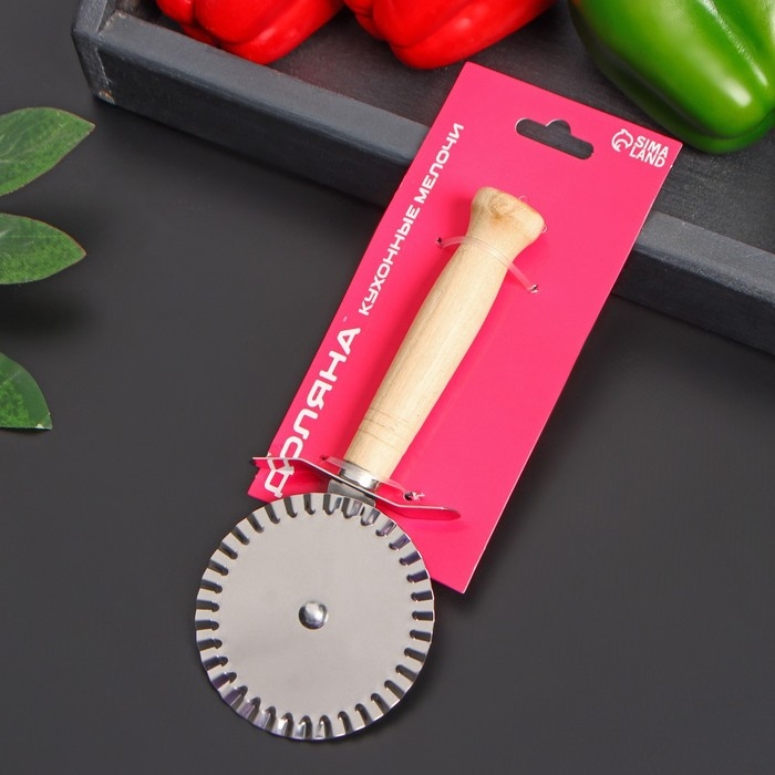 Нож для пиццы и теста Доляна &laquo;Классик&raquo;, 18,5 см, коррозионностойкая сталь, ребристый, бежевый