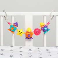 Растяжка на коляску/кроватку &laquo;Человечки&raquo;, 3 игрушки, Крошка Я