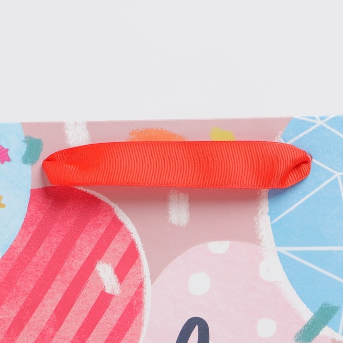 Пакет подарочный ламинированный вертикальный, упаковка, &laquo;Счастье&raquo;, M 25.5 х 30 х 9 см