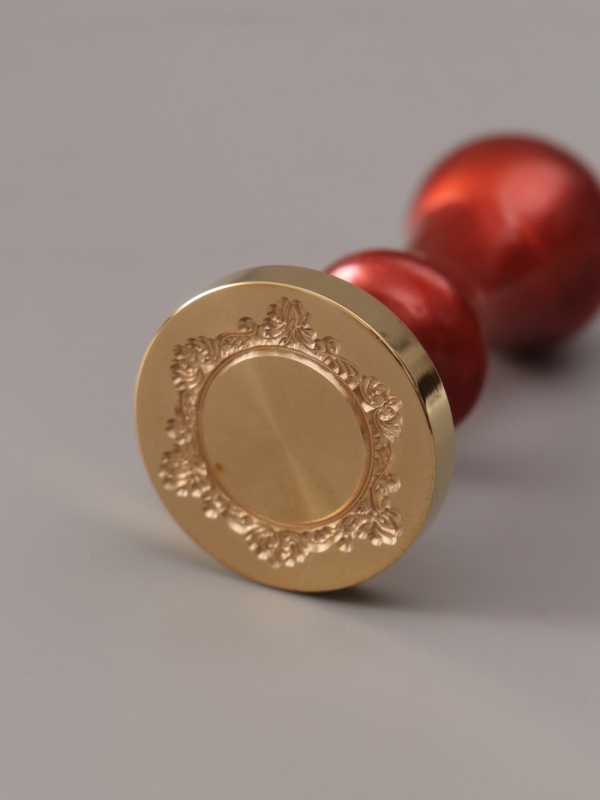 Печать для сургуча с пластиковой ручкой "Ажурная рамка. Круг" 6,3х3х3 см