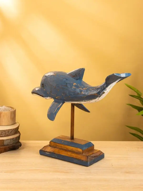 Сувенир на подставке "Дельфин" дерево 40х18х35 см