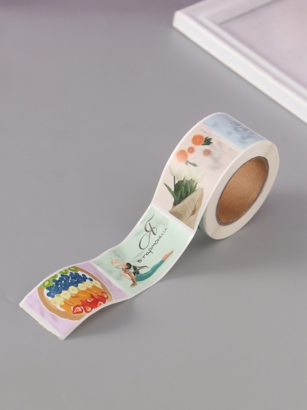 Наклейка бумага "Эстетика" 3х5 см 200 шт в рулоне