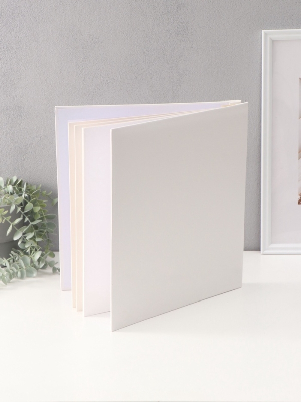 Фотоальбом магнитный 20 листов "Бегемотик с сердечком" кожзам, в коробке 2,6х32х33,5 см