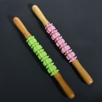 Массажёр &laquo;Скалка&raquo;, универсальный, 37,5 &times; 4 см, деревянный, 11 колёс, цвет МИКС