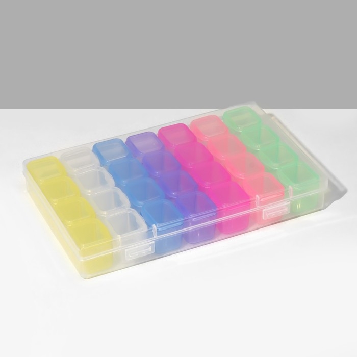 Подставка под украшения с футлярами 28 мест, 17&times;11&times;2,5 см, цвет разноцветный