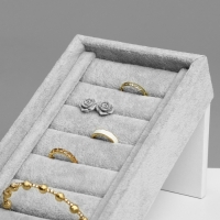 Подставка под кольца Queen fair6 полос, флок, 10&times;10,5&times;18 см, цвет серый