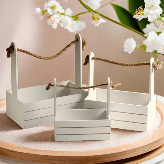 Набор кашпо деревянных 3 в 1 (29×18×33; 25×15×30; 21×12×23) Набор кашпо деревянных 3 в 1 (29×18×33; 25×15×30; 21×12×23) "Аром", белый