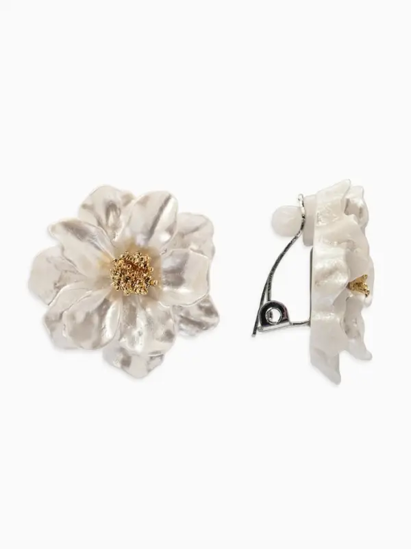 Клипсы "Цветочки" цвет белый в золоте