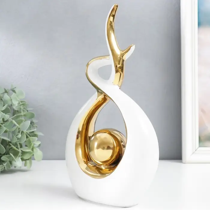 Сувенир керамика "Абстракция. Прикосновение. Шар" белый с золотом 28х6х17 см