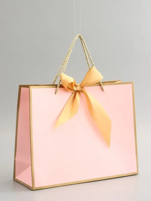 Пакет подарочный, розовый , с бантом, 32 х 25 х 11 см