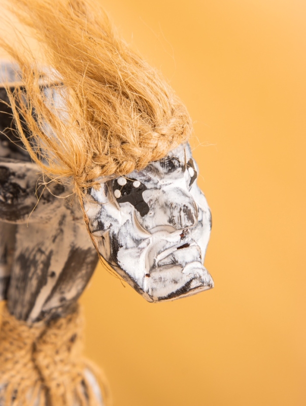 Сувенир "Абориген с кувшином" дерево, 8х13х20 см