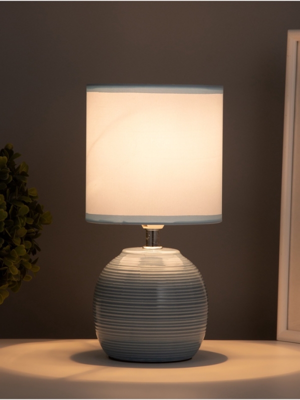 Лампа настольная "Бриз" 1х40Вт Е14 голубой 13х13х25см