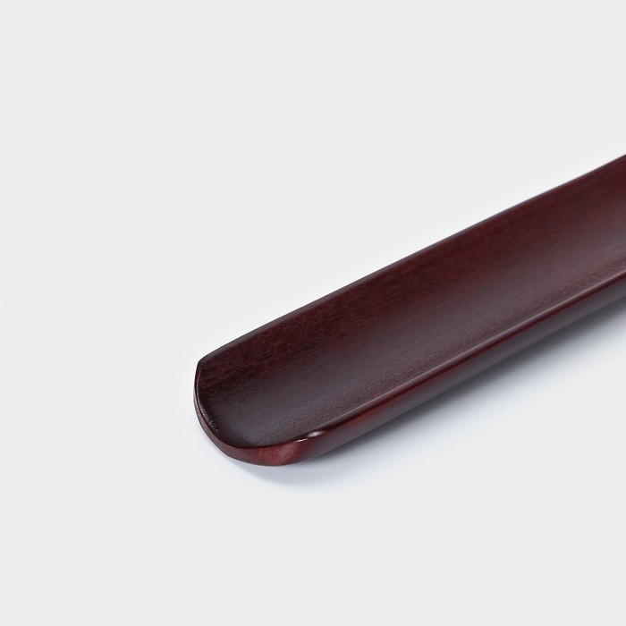 Ложка для обуви деревянная, с петелькой, 30&times;4 см, коричневая