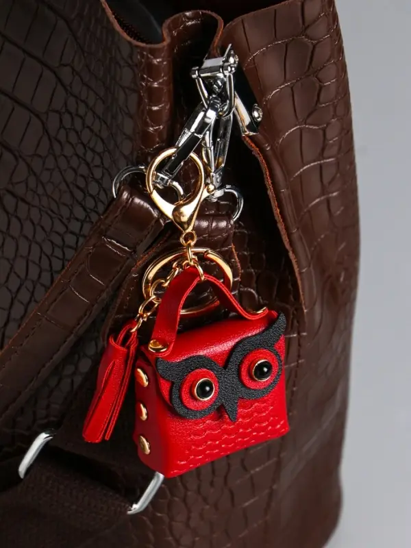 Брелок кожзам с карабином, с кистью "Сумочка. Сова" бордо 5,2х2,5х6 см