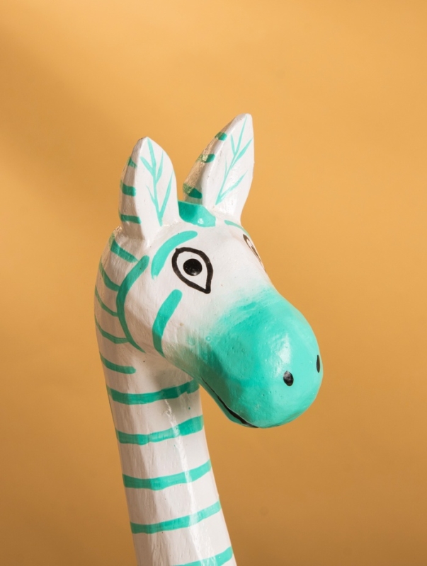 Сувенир &laquo;Зебра&raquo;, 9&times;6&times;33 см, дерево, бело-бирюзовый