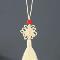 Подвеска текстиль, пластик "Узел счастья и бесконечности" бело-жёлтая 8,5 см