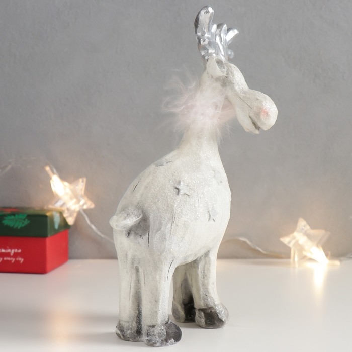 Сувенир полистоун "Лосик с серебристыми рожками, с пуховым шарфом" 20х11х7 см