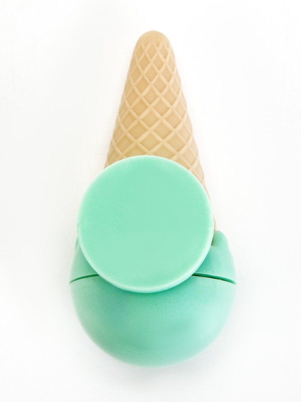 Игрушка для кошек из кошачьей мяты "Мороженное" на основании, 5 х 4 см, розовая