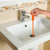 Улавливатель волос в стоках труб Доляна, 50 см, цвет МИКС