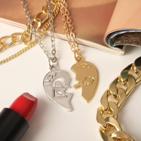 Кулоны &laquo;Неразлучники&raquo;, половинки сердец, ключ и замок, цвет серебристо-золотой, 45см