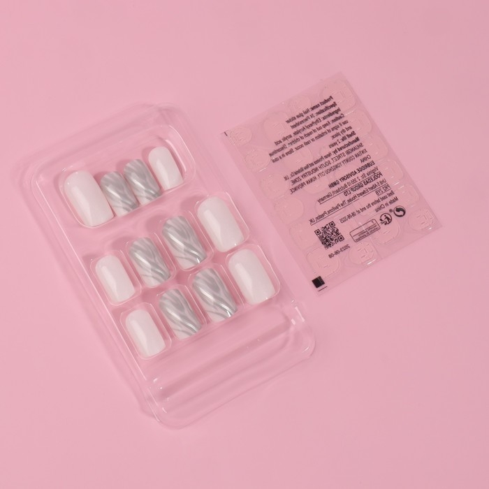 Накладные ногти &laquo;Zebra&raquo;, 24 шт, с клеевыми пластинами, форма мягкий квадрат, цвет белый/серебристый