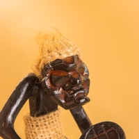 Сувенир &laquo;Абориген теннисист&raquo;, 8&times;8&times;18 +/- 2 см, дерево