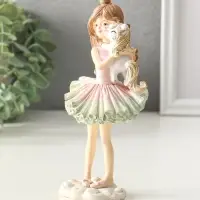 Сувенир полистоун "Девочка-принцесса с маленьким единорогом" 7х7,5х17,5 см