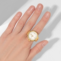 Кольцо &laquo;Время&raquo; часы круг, цвет золото