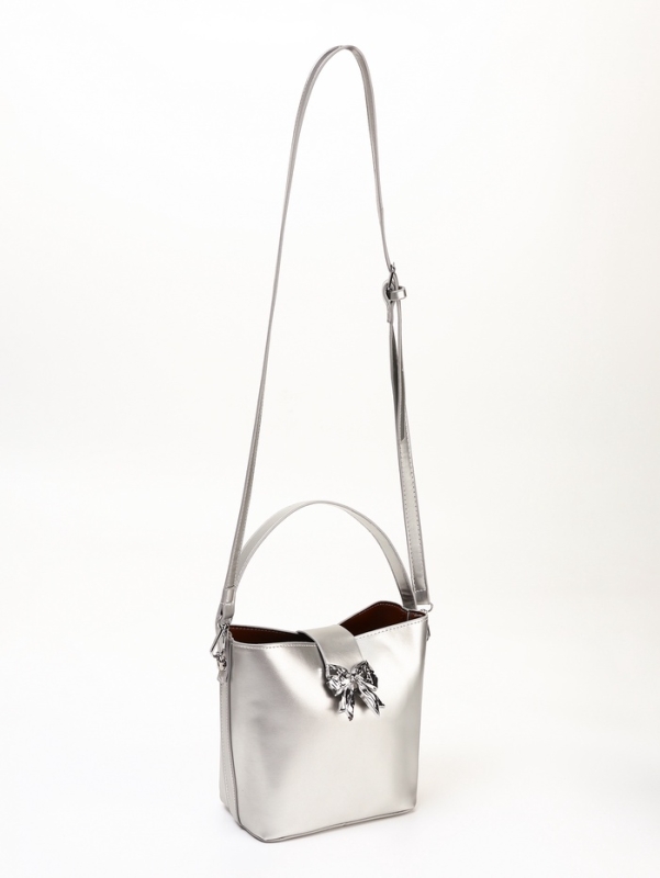 Сумка женская, 27*7*12, отд на молнии, длин ремень, серебро