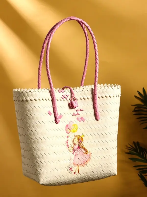 Сумка плетёная на застёжке &laquo;Девочка с букетом&raquo;, 40&times;10&times;55 см, пластик, бело-розовая