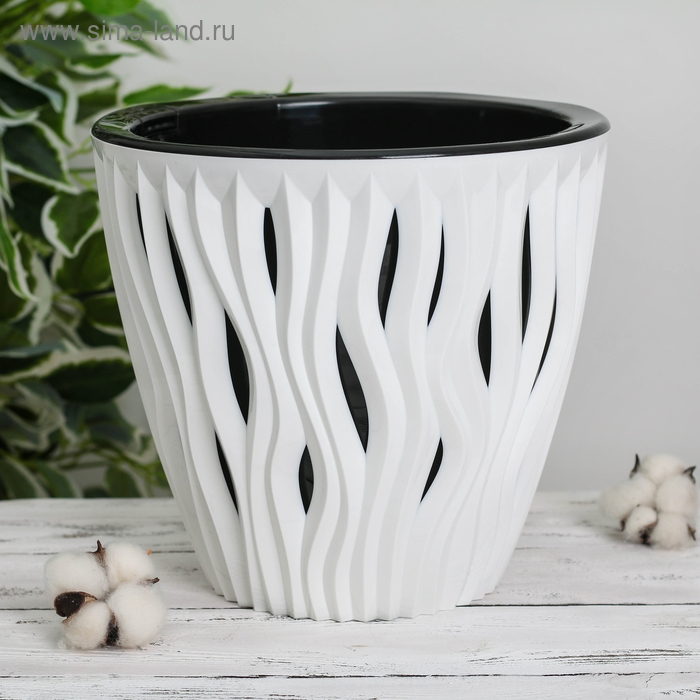 Кашпо для цветов со вставкой &laquo;Вдохновение&raquo;, 5,7 л, цвет белый/чёрный