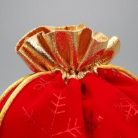 Мешочек подарочный замша &laquo;Подарочки с душой&raquo;, снежинки, тиснение, 16 х 24 см +/- 1.5 см, Новый год