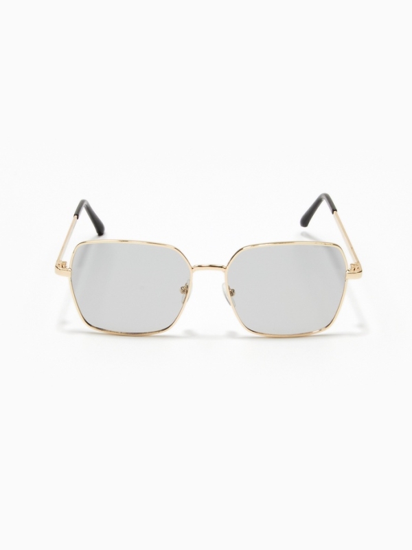 Очки солнцезащитные фотохромные, uv 400, дужка 13.5 см, ширина 12.7 см, линза 5 х 5.5 см