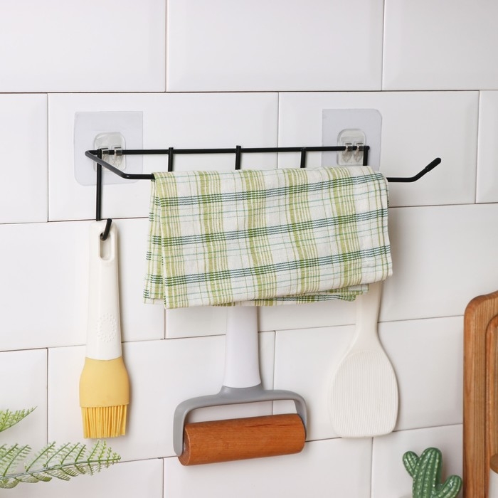 Держатель для кухонных принадлежностей настенный Доляна, 5 крючков, 28&times;8&times;8 см, цвет чёрный