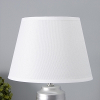 Настольная лампа с абажуром RISALUX &laquo;Удача&raquo;, 1&times;Е14, 40 Вт, белый, 22&times;22&times;39 см