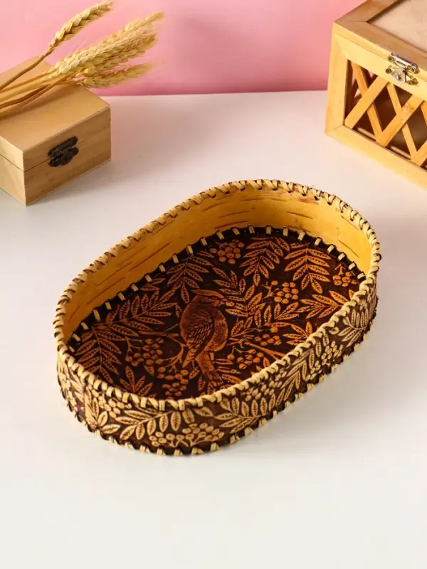 Сухарница традиционная "Птичка в рябине", 23х15х4,5см, Береста