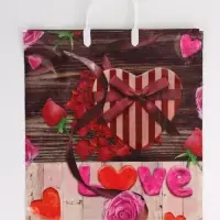 Пакет "С любовью, полиэтиленовый с вырубной ручкой, пласт. 38х44 см, 90 мкм