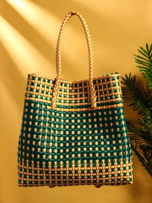 Сумка плетёная пластиковая 40х20х55 см, цв. зелёно-бежевый