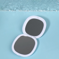 Зеркало складное &laquo;Флаконы&raquo;, 7,5 &times; 7,5 см, цвет нежно - розовый