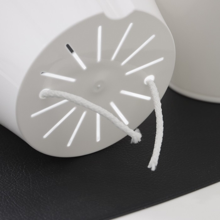 Кашпо для цветов со вставкой &laquo;Афина&raquo;, 1 л, цвет белый