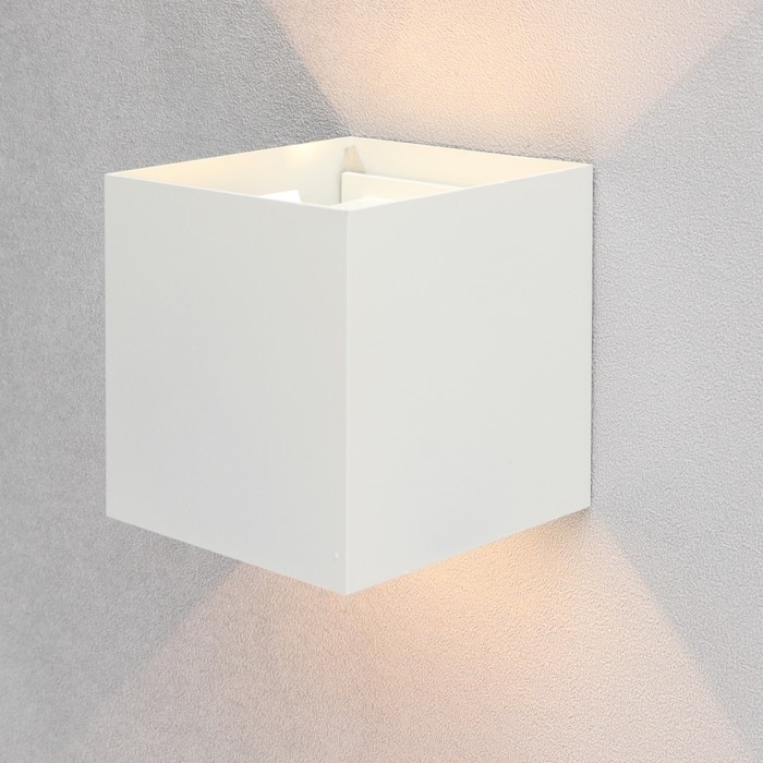 Светильник светодиодный настенный FSD-004, 6 Вт, 450 Лм, 3000К, IP54, 220 В, металл, белый