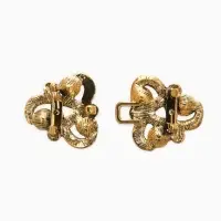 Зажим для кардигана "Ажур", узел, цвет белый в чернёном золоте