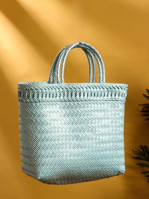 Сумка плетёная пластиковая 30х15х35 см, цв. бело-голубой