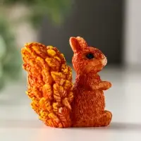 Сувенир полистоун "Белочка с пушистым хвостиком" МИКС 5х3х4,5 см